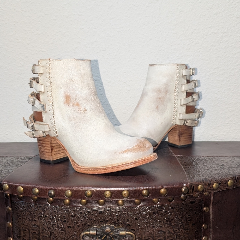 RARE FreeBird Hermosa Ice Ankle Booties size 7 - Picture 14 of 16